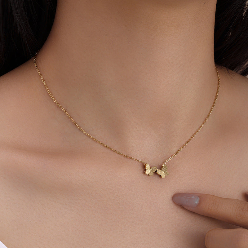 Light Luxury Niche High-End Bowknot Titanium Steel Necklace for Women Super Fairy Versatile Diamond-Studded Pendant Collarbone Chain Neck Chain Wholesale