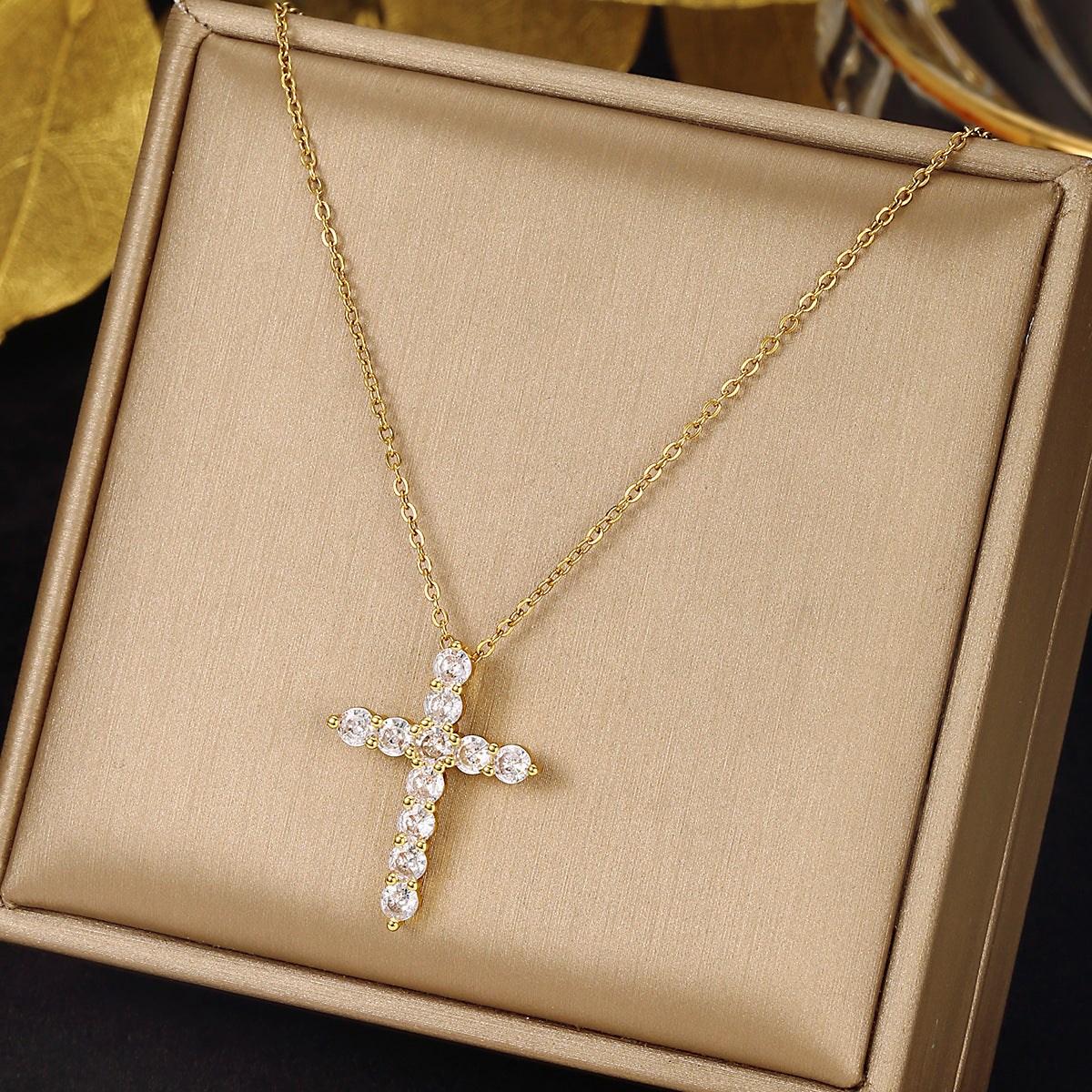 Cross-Border Source Amazon Large Rhinestone Cross Collarbone Chain for Women European and American Style Personality Fashion Necklace Wish Hot Sale