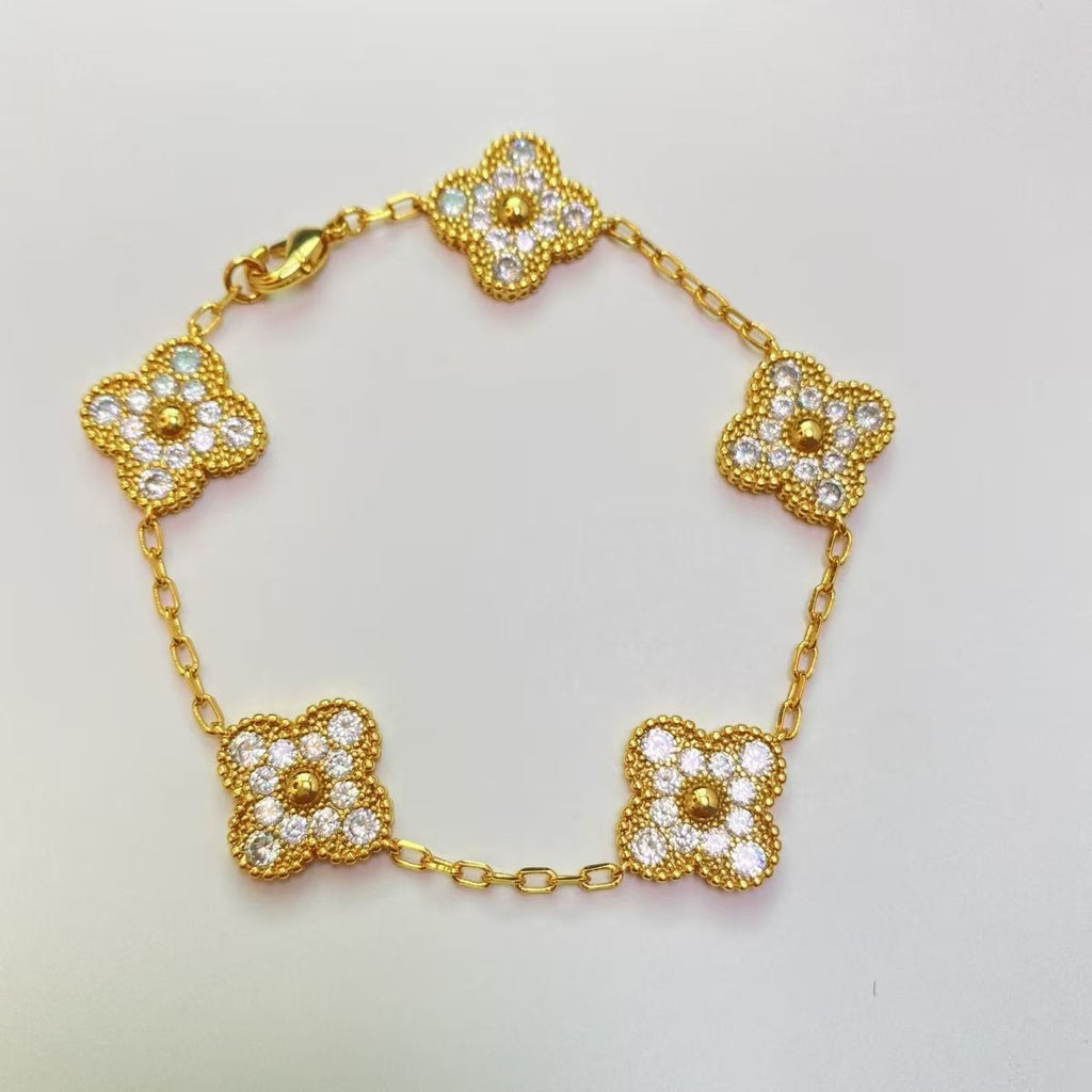 High Version Full Diamond Mother-of-Pearl Laser Five-Flower Bracelet Lucky Four-Leaf Clover Bracelet Electroplated Thickened Van Family Bracelet Wholesale