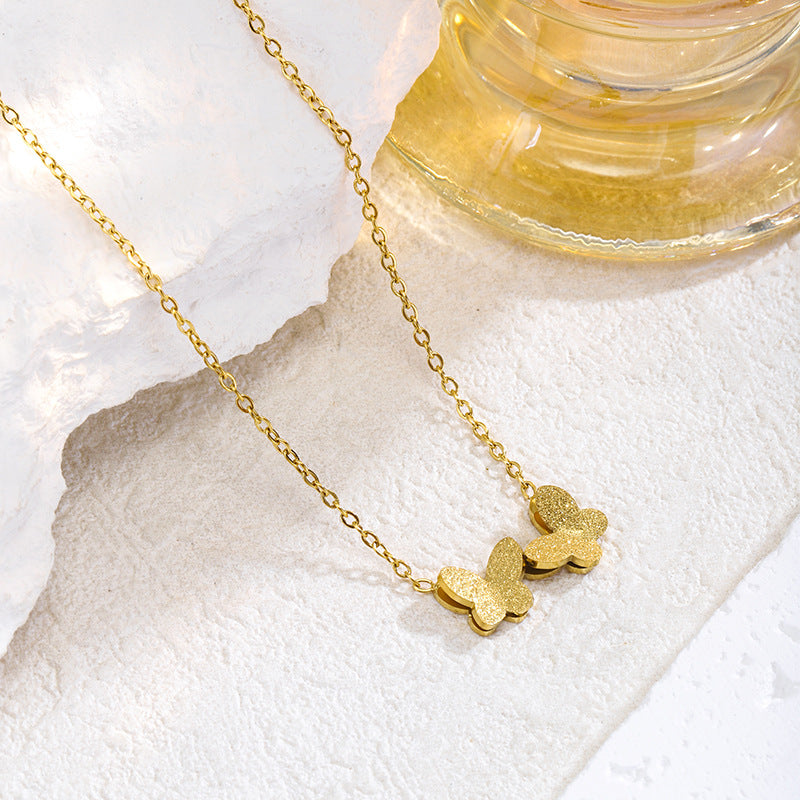 Light Luxury Niche High-End Bowknot Titanium Steel Necklace for Women Super Fairy Versatile Diamond-Studded Pendant Collarbone Chain Neck Chain Wholesale