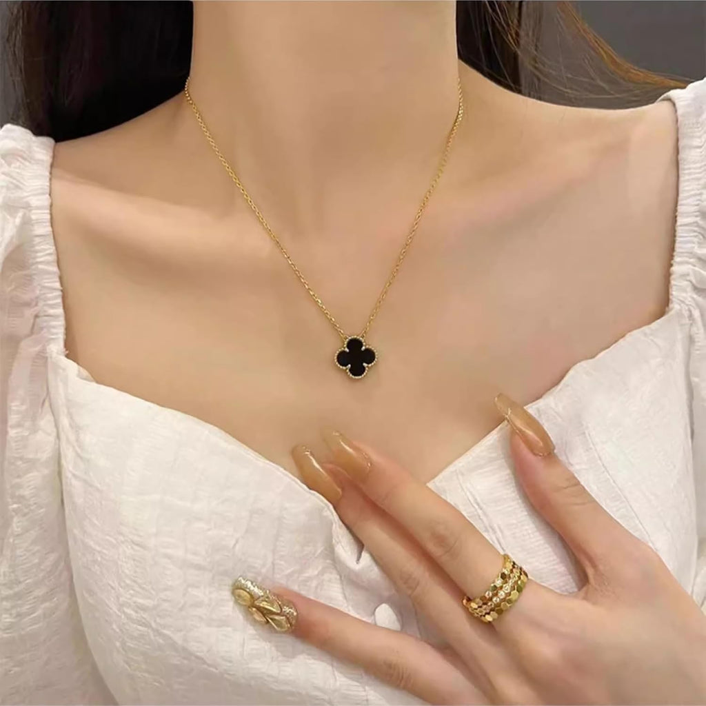 Clover Pendant Necklace for Women 18K Gold Plated Four Leaf Clover Necklaces Lucky Simple Jewelry Gifts for Women