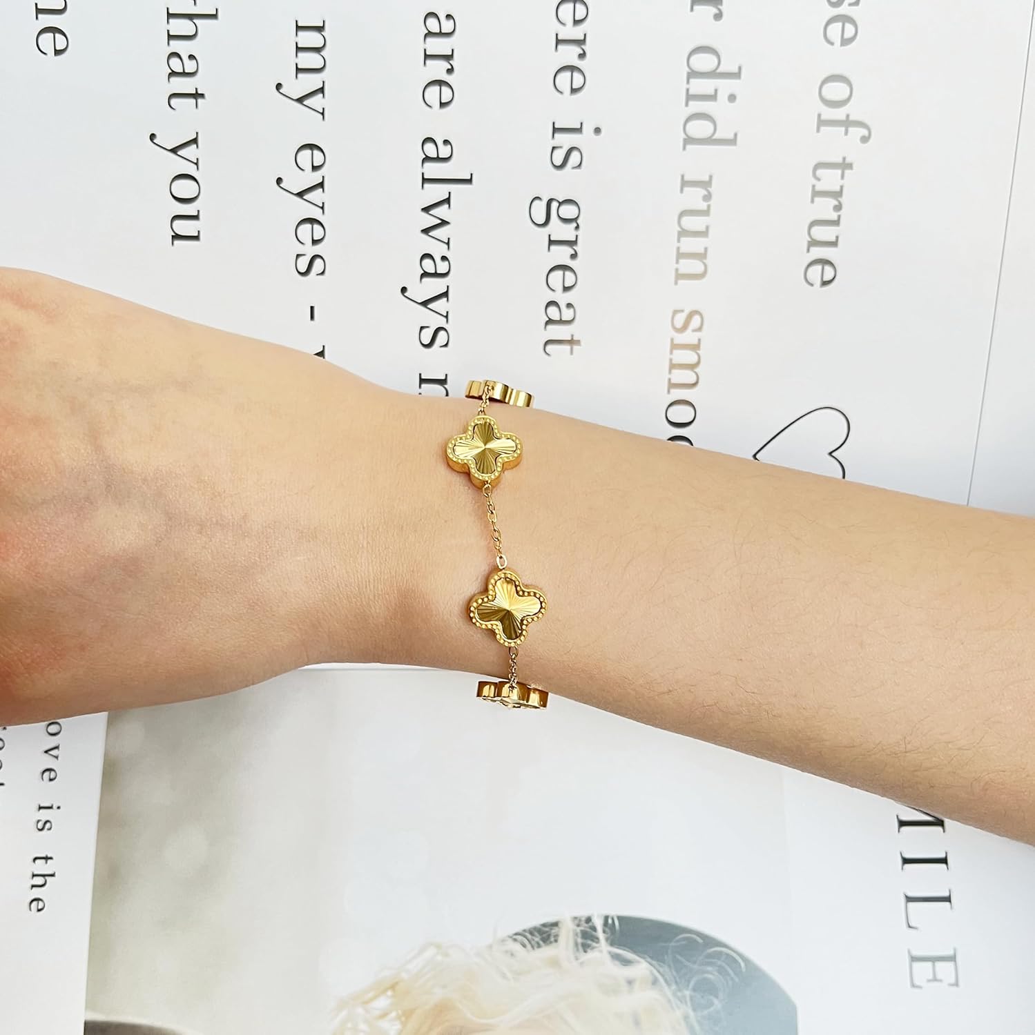 18K Gold Plated Clover Bracelet Dupes Gold Lucky Bracelet for Women Flower Four Leaf Bracelets Danity Jewelry Gifts for Women