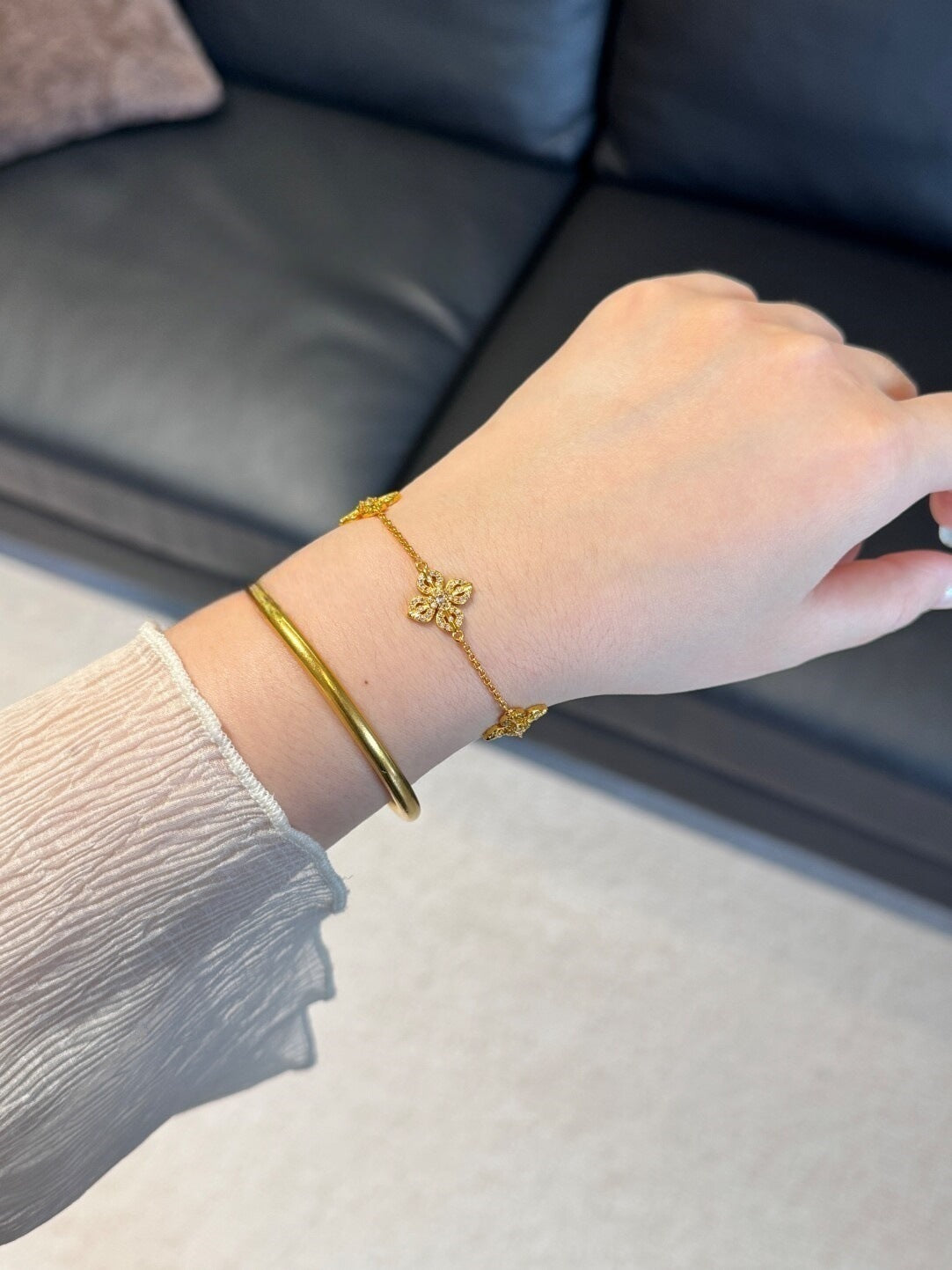 Xiaohongshu Hot-Selling Full Diamond Cross Pestle Five-Flower Bracelet Ancient Gold Flashing Red Diamond Vajra Pestle Hand Jewelry Light Luxury