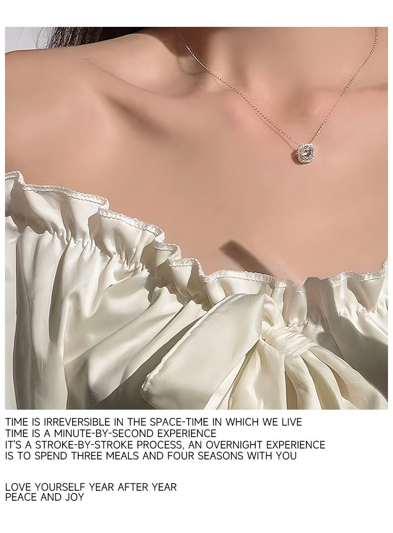 Sugar Cube Necklace for Women 2025 Summer Princess Light Luxury Titanium Steel Non-Fading Collarbone Chain Versatile Neck Chain Jewelry Wholesale