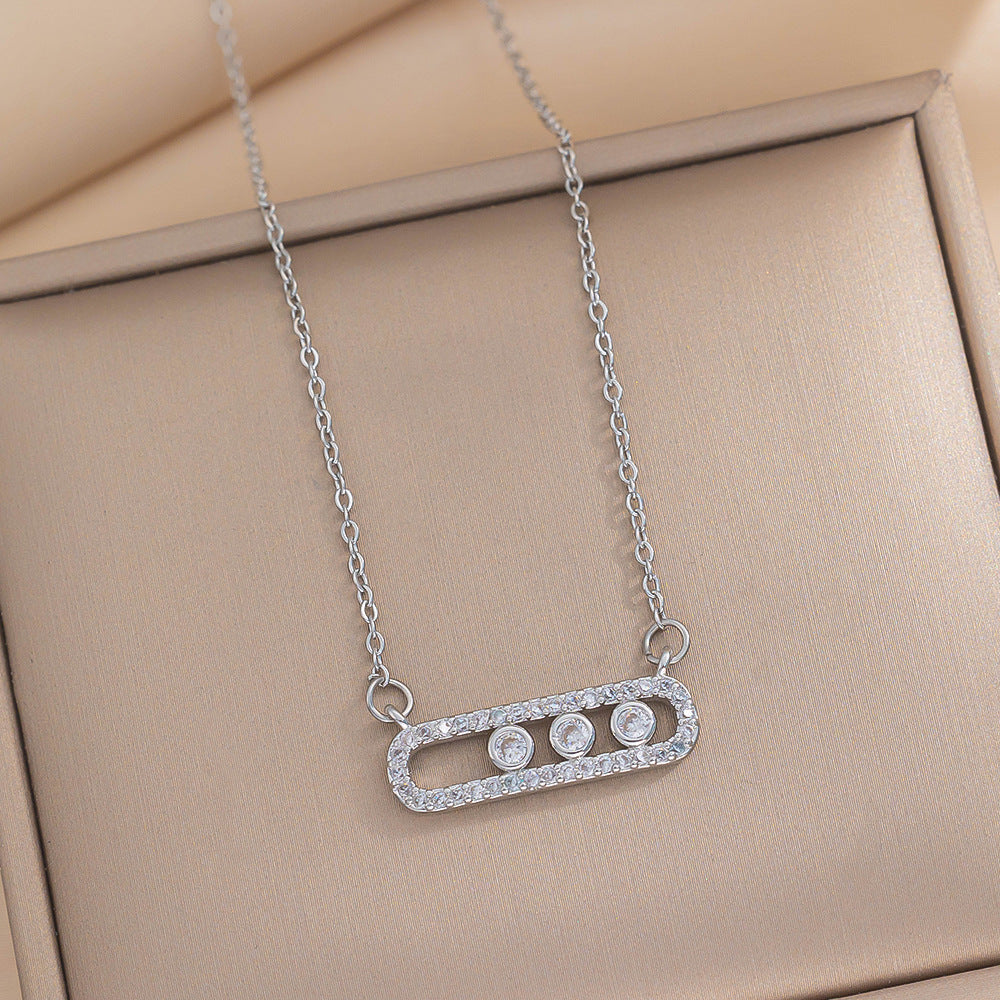 Fashion Simple Zircon Titanium Steel Geometric Necklace for Women, Niche Light Luxury Internet Celebrity Paperclip Clavicle Chain, High-End Jewelry